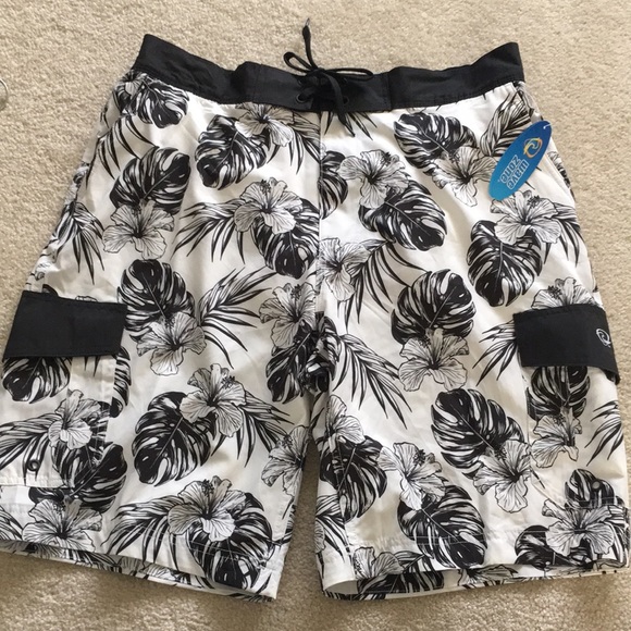 wave zone Other - NWT wave zone cargo swim trunks